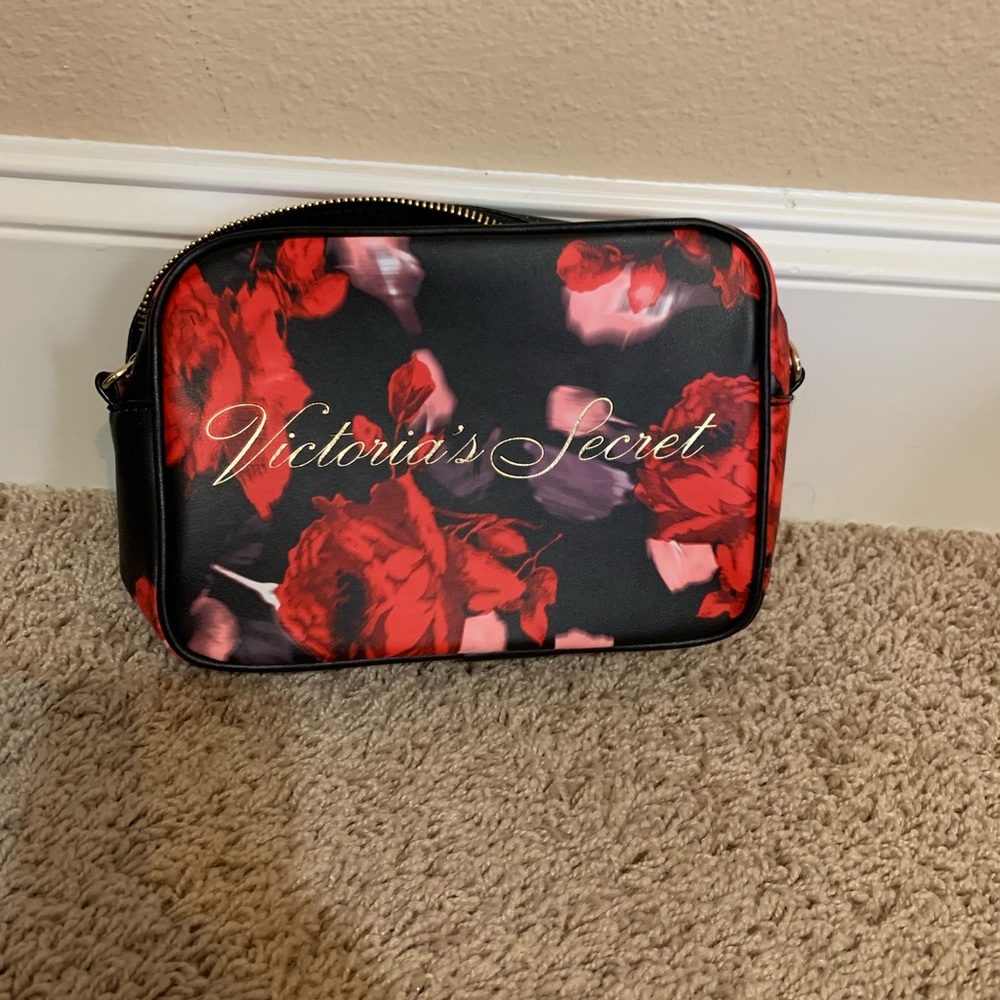 VS rosey crossbody